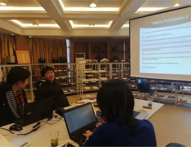 全球汽貿(mào)網(wǎng)攜手北美大買家深入考察上海濾清器工廠，共謀售后市場新機(jī)遇